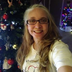 Meet your Posher, Dee